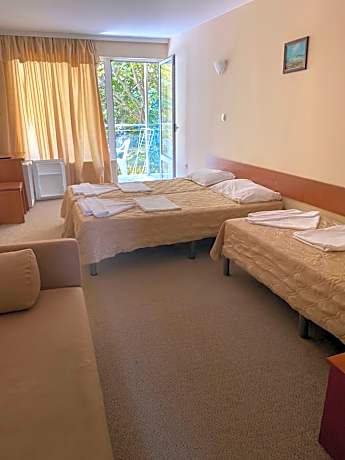 Triple Room with Terrace