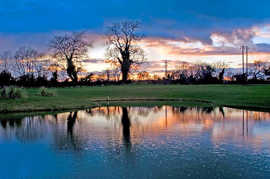 Roganstown Hotel & Country Club