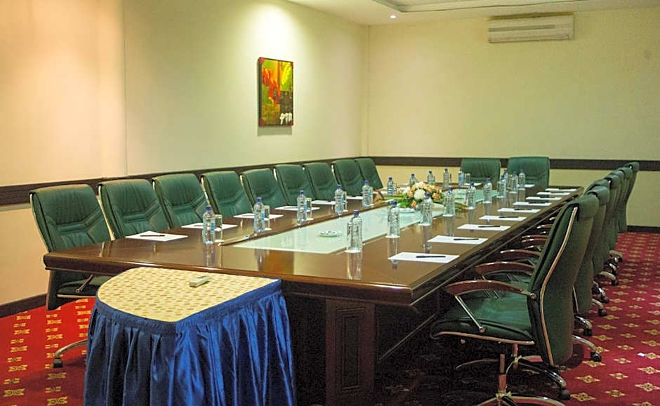 The Panari Hotel - Near Jomo Kenyatta International Airport