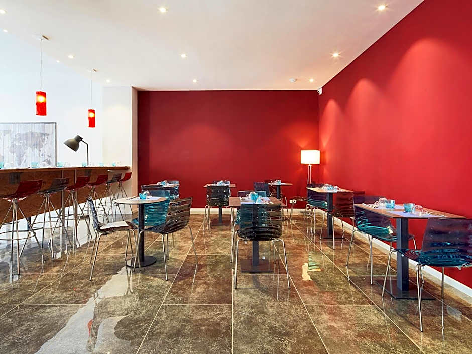 Kyriad Marseille Blancarde - Timone