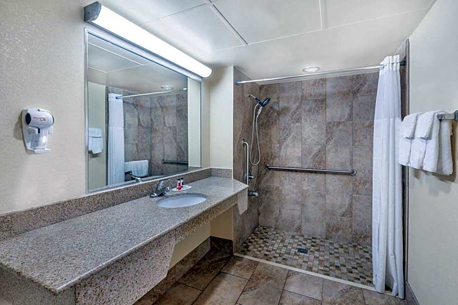 Days Inn by Wyndham Clarksville TN