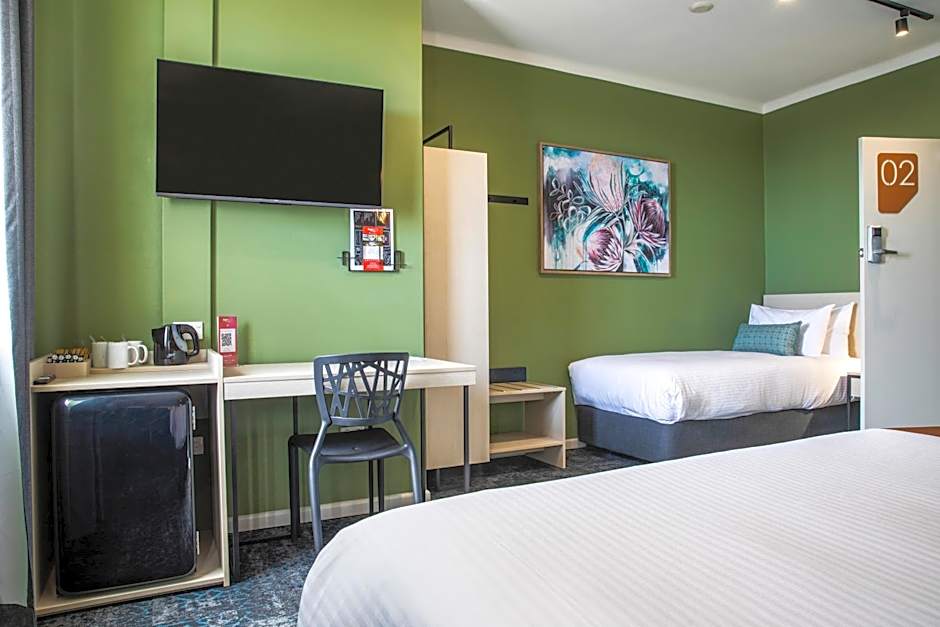 Nightcap at Pritchards Hotel