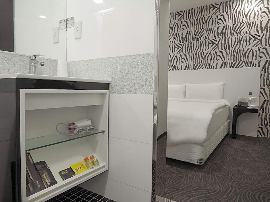 CHECK inn Express Taipei Yongkang