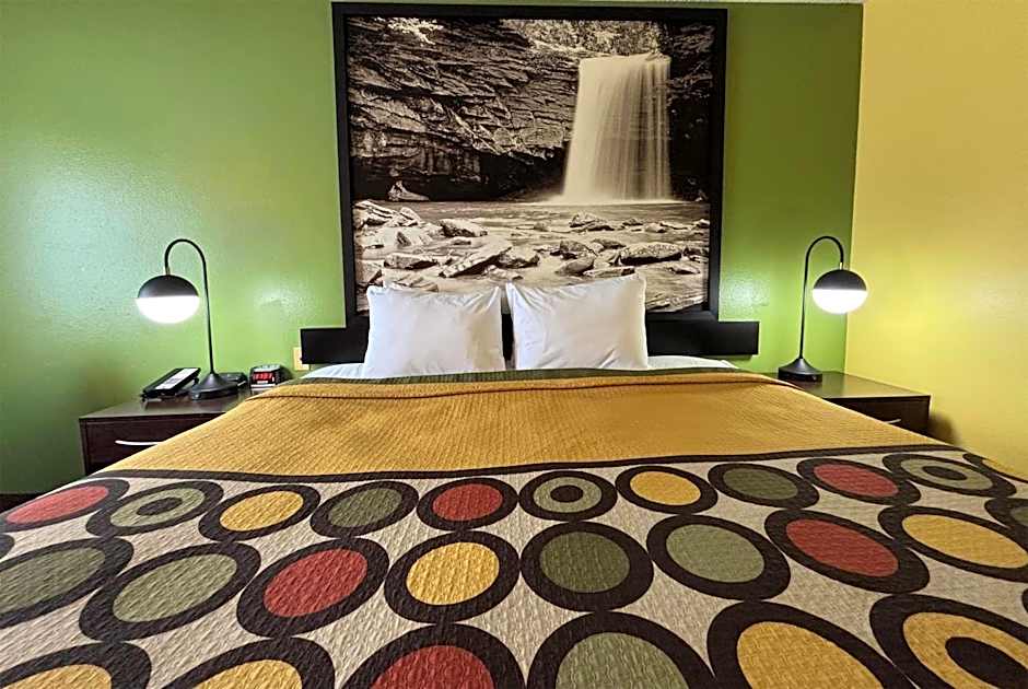 Super 8 by Wyndham Jacksonville