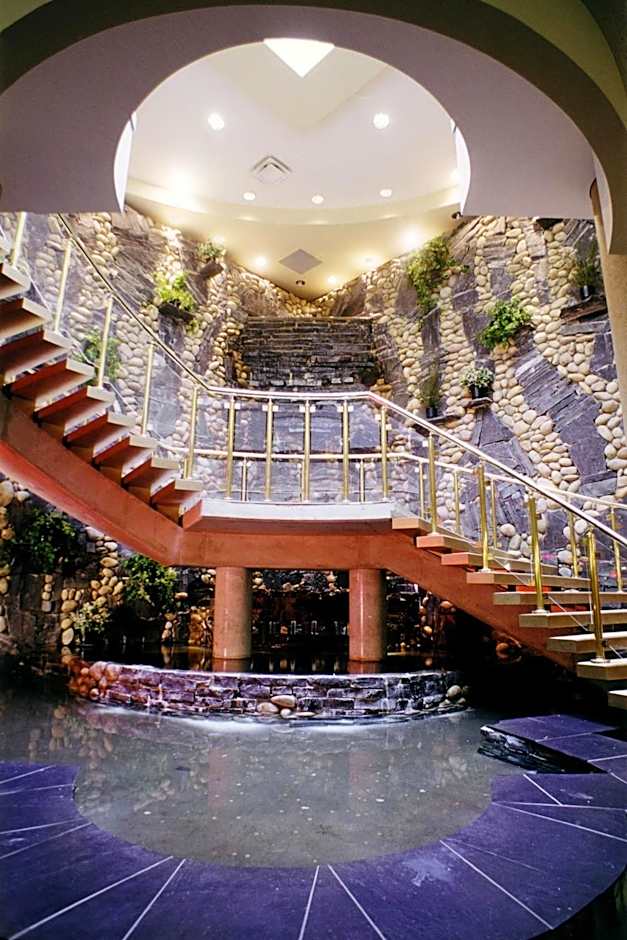 Four Points By Sheraton Edmonton South