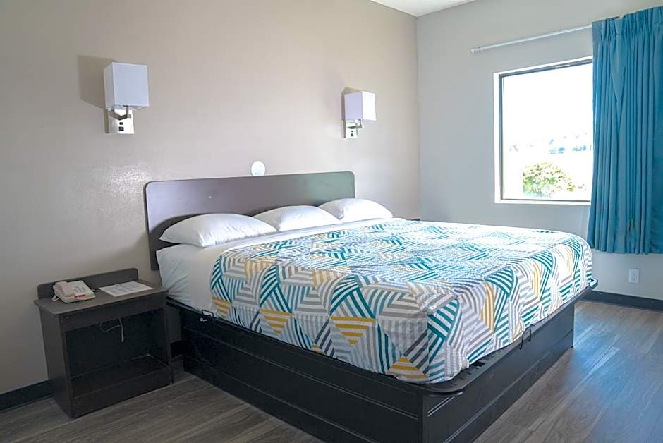 Motel 6-Caseyville, IL - Caseyville Il