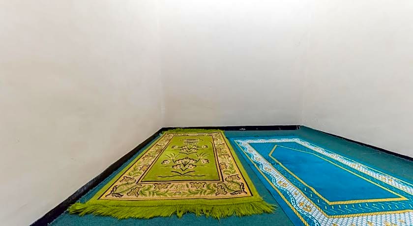 RedDoorz Syariah @ Soekarno Hatta Indah 2