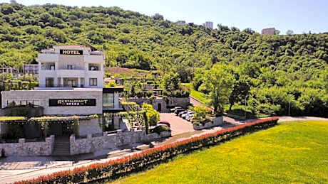 Hotel Opera Jaz