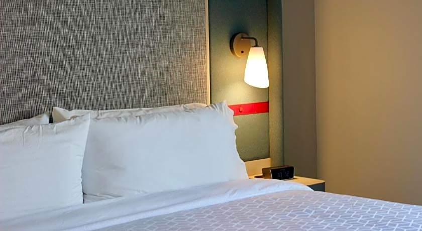 Avid Hotels Guadalajara Av Vallarta Pte By IHG