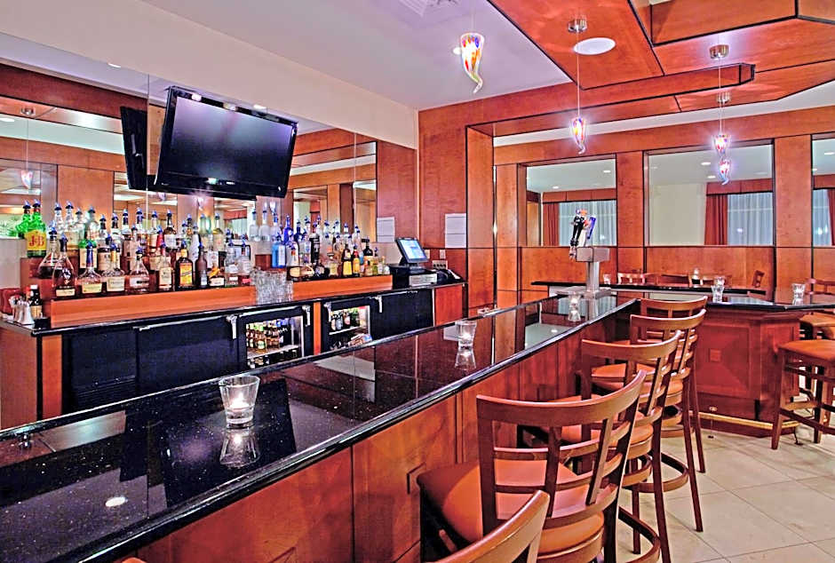 Holiday Inn Fort Wayne - IPFW & Coliseum By IHG