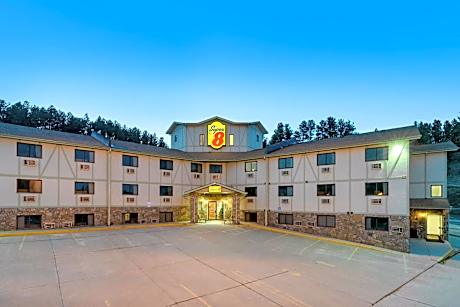 Super 8 by Wyndham Hill City/Mt Rushmore/ Area