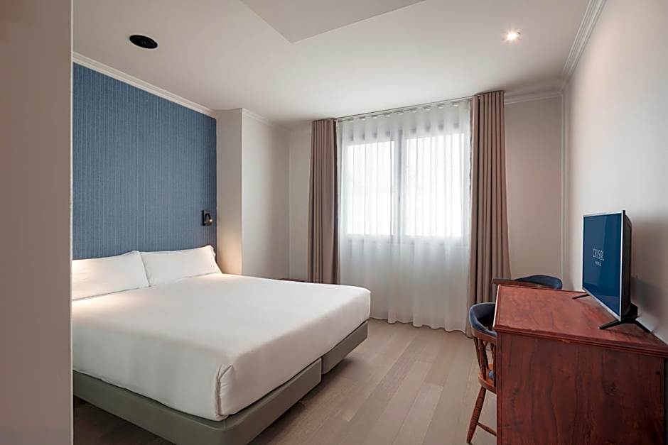 Hotel Almirante
