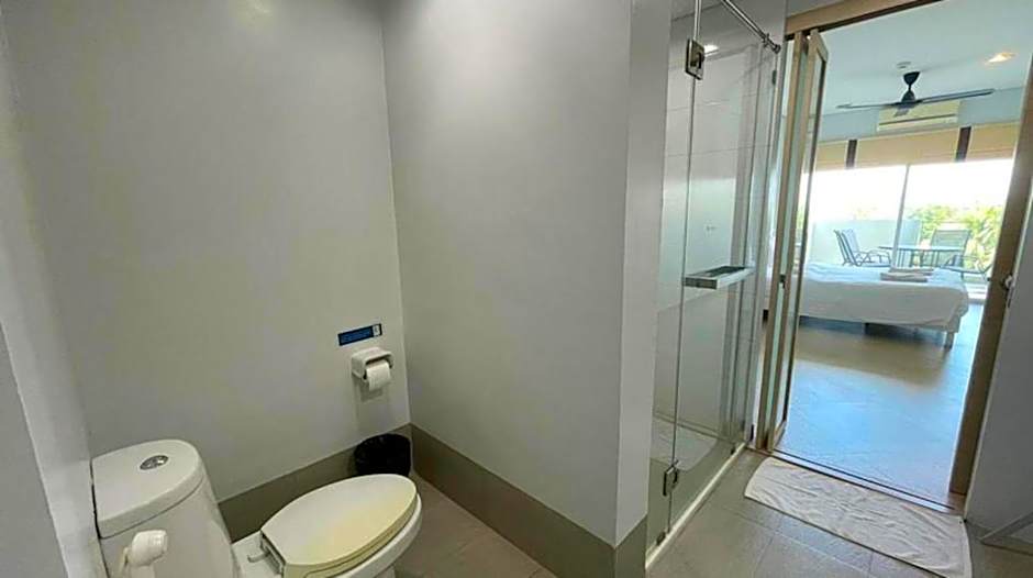 The Sea Condominium SeaView