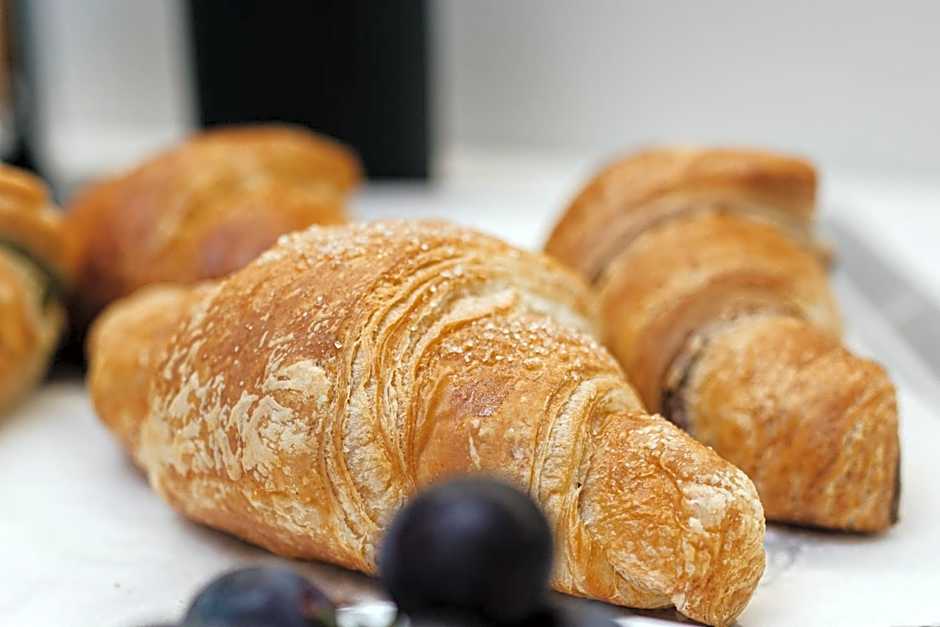 Blue Pearl Elite Apartments