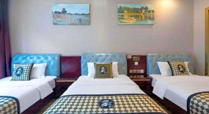 Mount Emei Happy Hotel