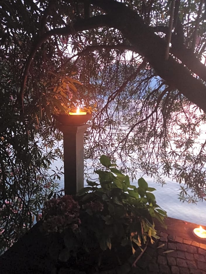 L'Oleandro sul Lago d'Iseo B&B