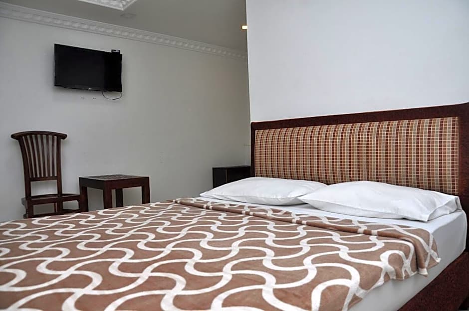 Saasha City Hotel