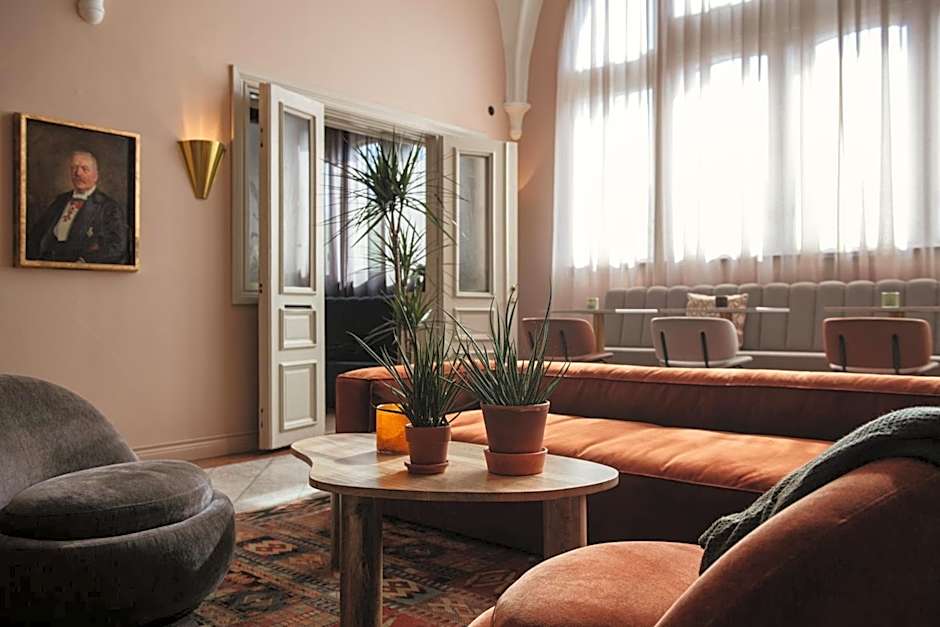 First Hotel Christian IV