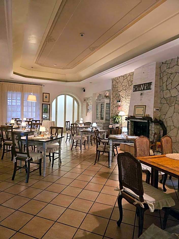 Hotel Pineta Ristorante country house in Fabriano