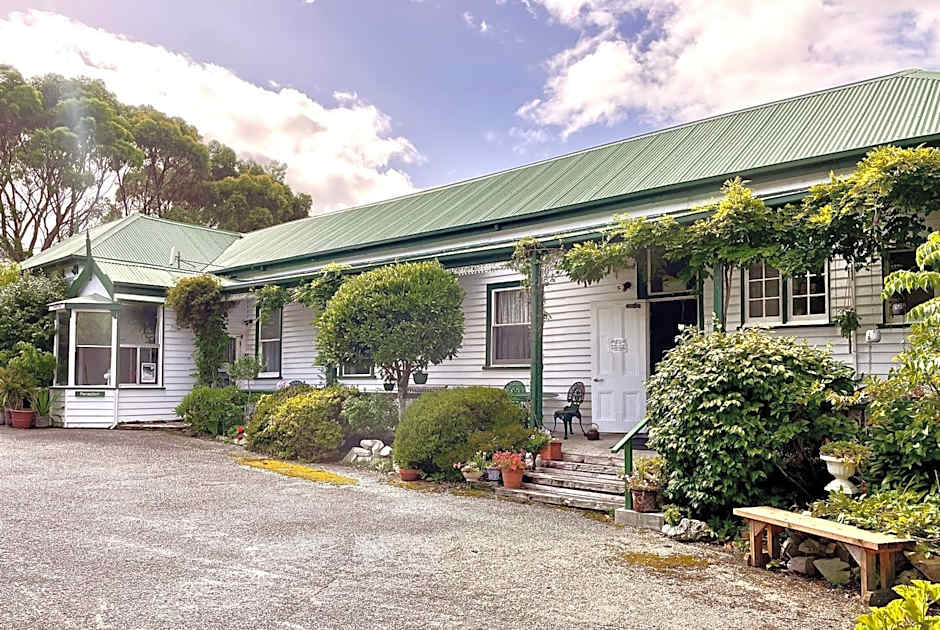 Strahan Wilderness Lodge