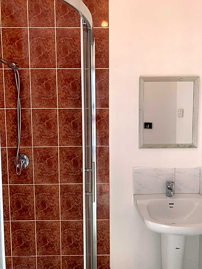 Beaconsfield Lodge Motel