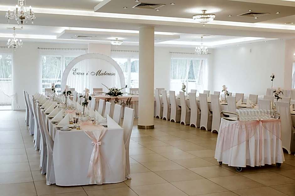 Zajazd CHATA Kębłowo