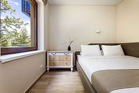 Premium Quadruple Room