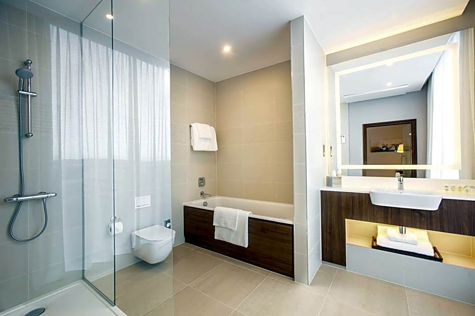 Courtyard by Marriott Edinburgh West