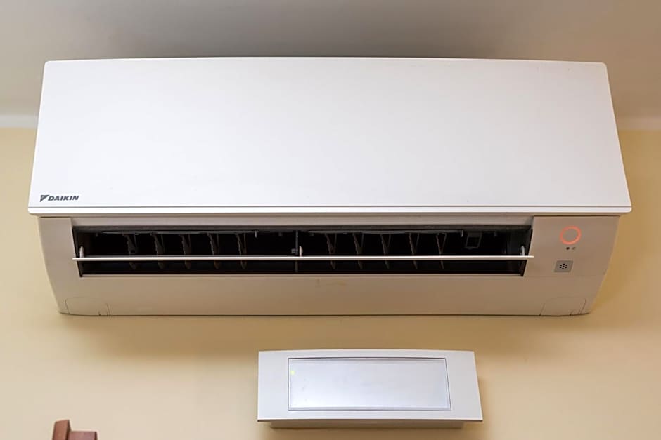 Cardinal Vatican Inn