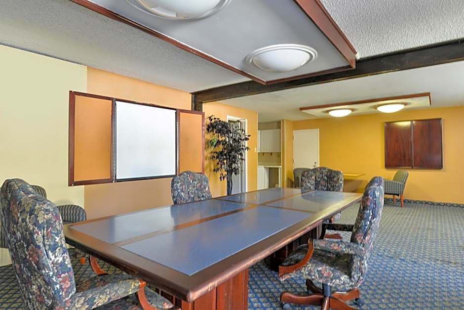 Motel 6-Gainesville, FL