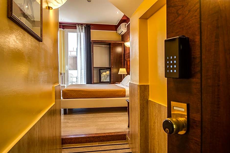 Aurelius Art Gallery Hotel