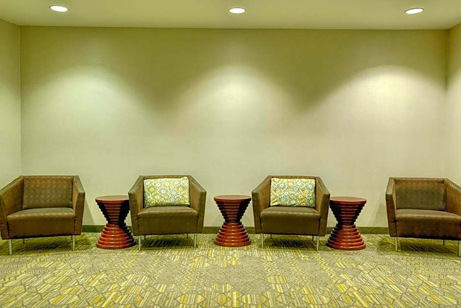 SpringHill Suites by Marriott Lawrence Downtown