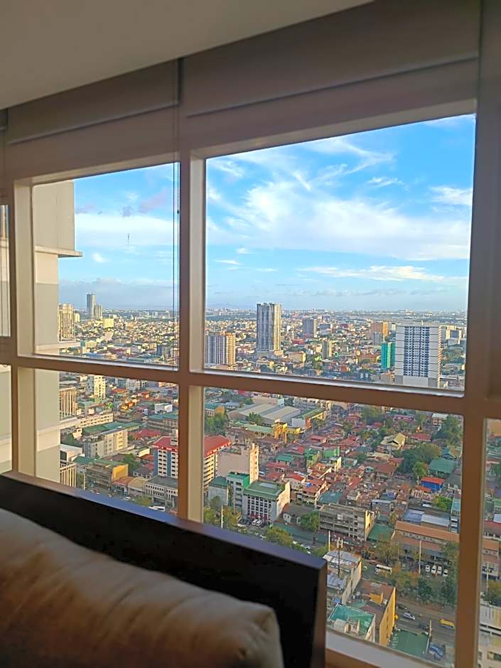 SMDC Coast Residences near PICC World Trade Center MOA