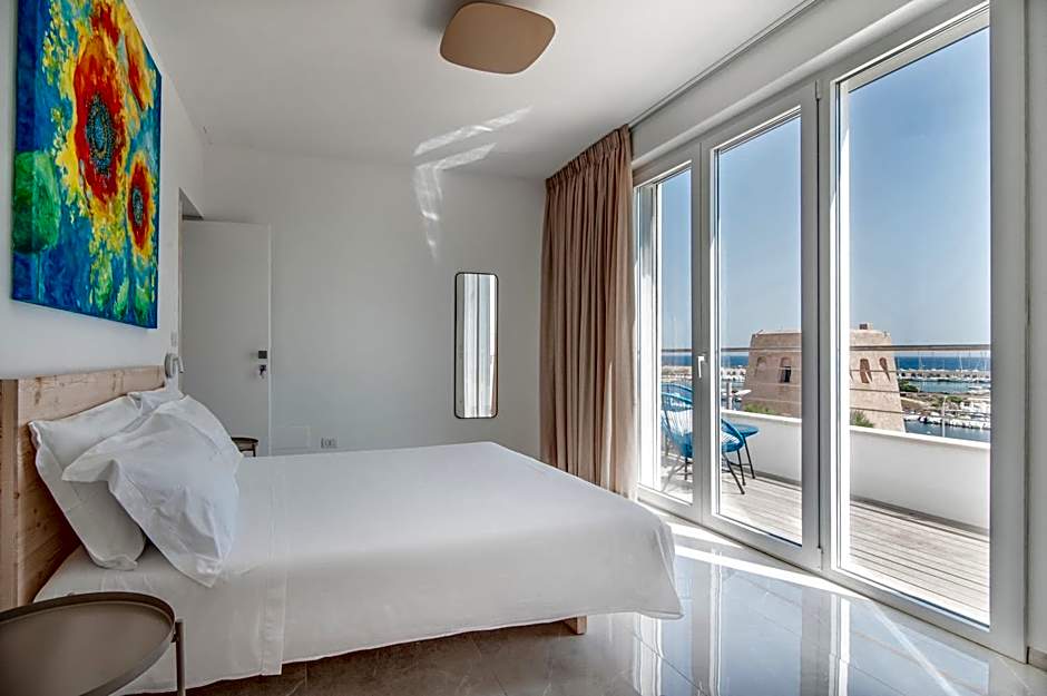 THE VIEW B&B, terrace & more