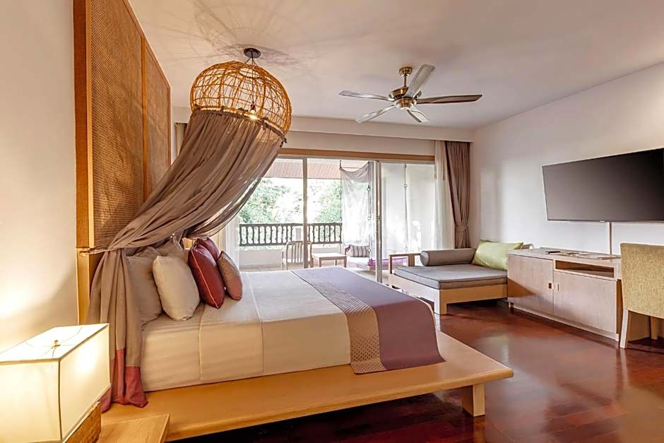 Photo 1 of 5 of Honeymoon Chalet