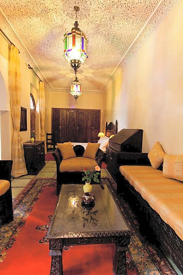 Riad Tidar by Phoenix