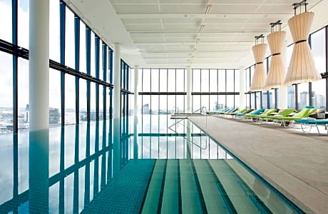 Crown Metropol Melbourne