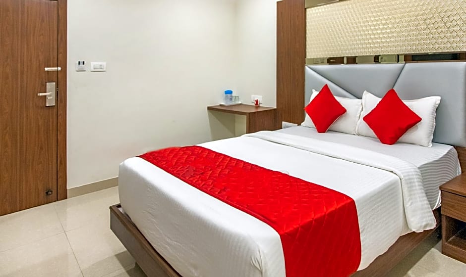 Hotel Hometown- Bandra Kurla Complex