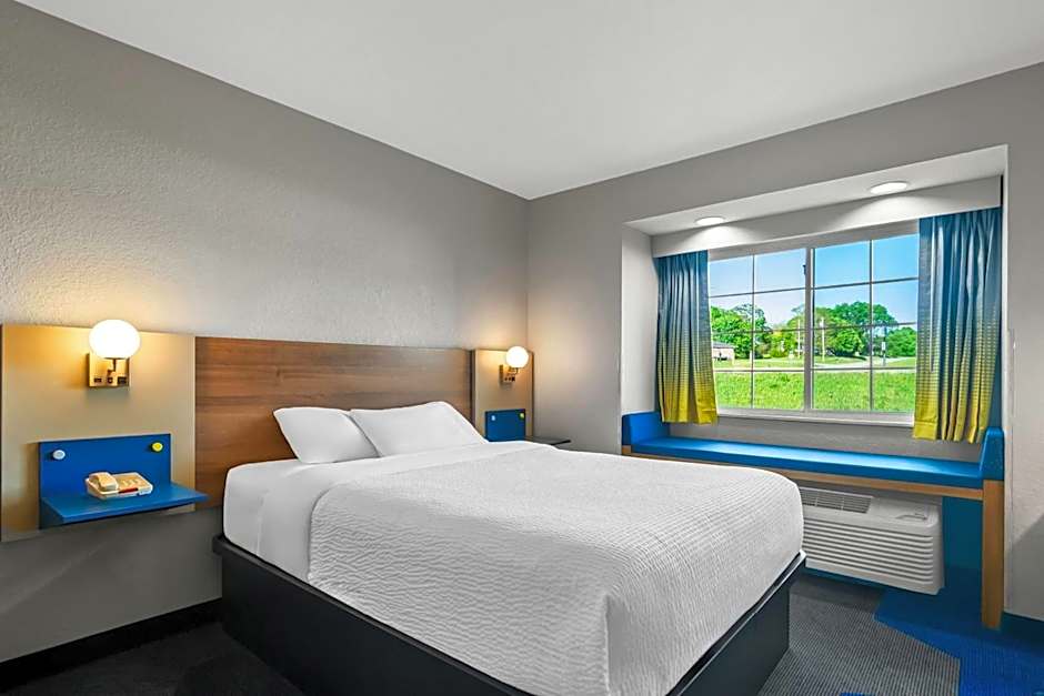 Microtel Inn & Suites By Wyndham Joplin