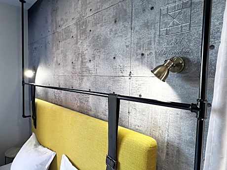 Double or Twin Room with Balcony