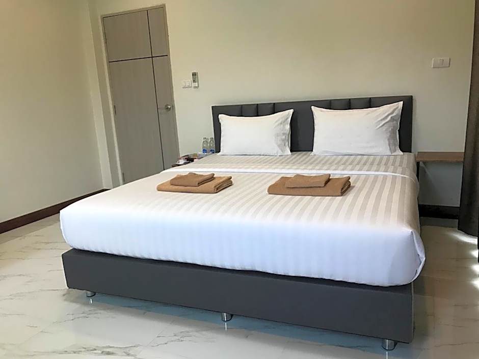 Park Villa Chaiyaphume