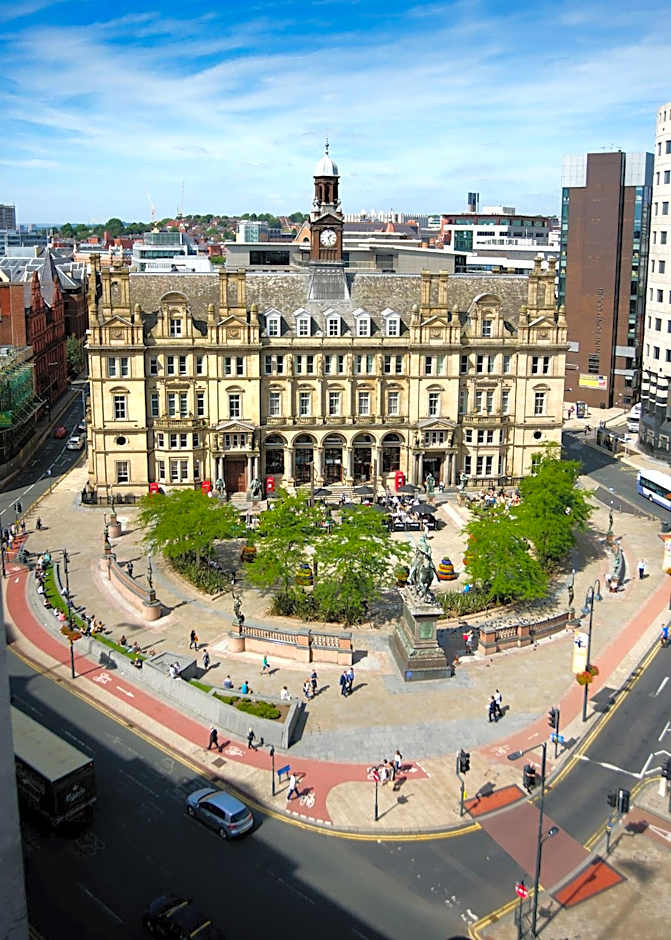 Quebecs Luxury Aparthotel