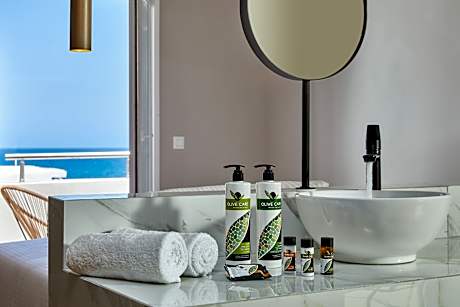 Executive Suite with Jacuzzi