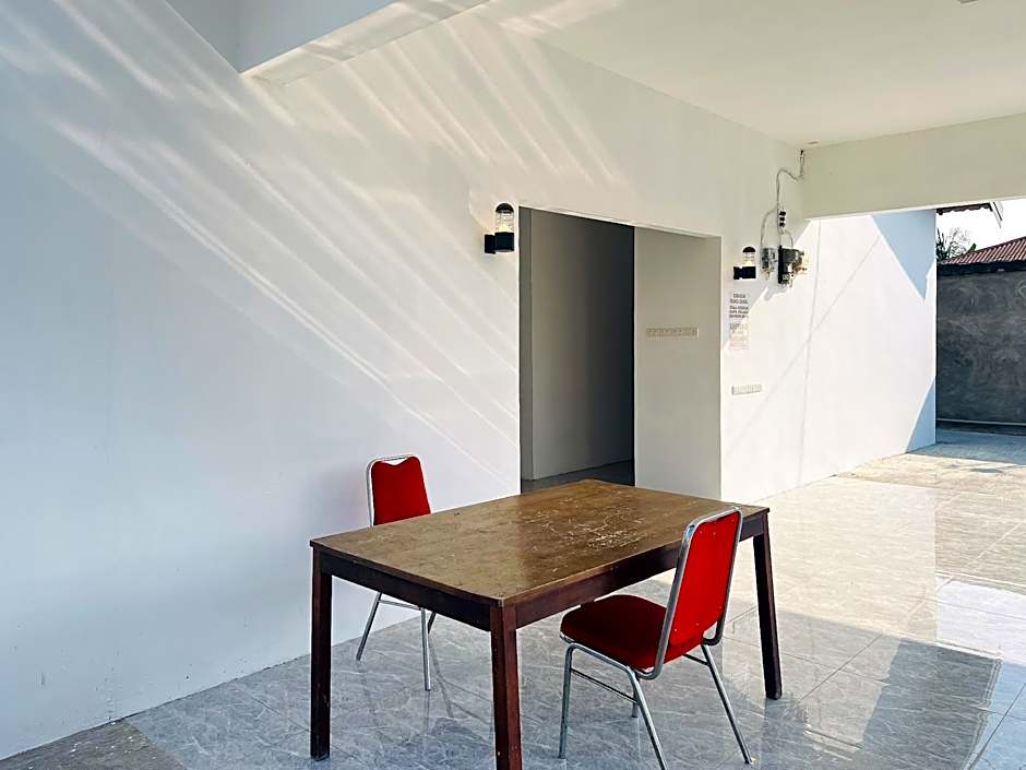 RedDoorz Syariah @ Binjai Timur