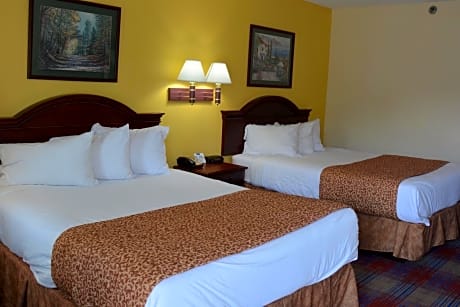 Queen Room with Two Queen Beds - Mobility Access/Non-Smoking