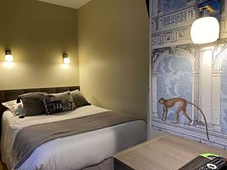 Single Room with Single Bed
