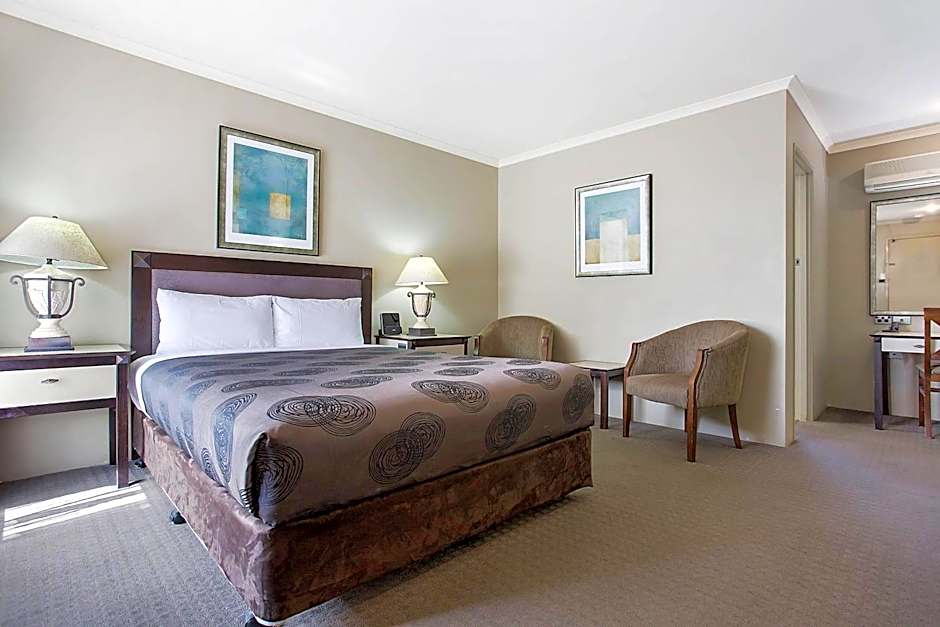 Comfort Inn On Raglan