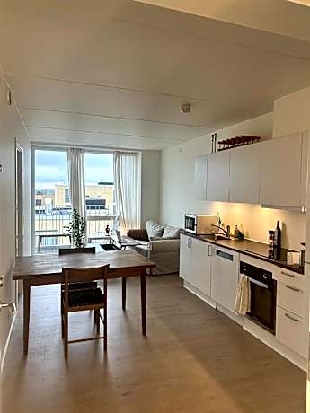 Newly built modern full apartment + Free Parking