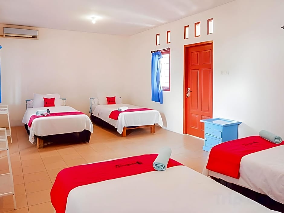 RedDoorz near RSUD Kota Mataram