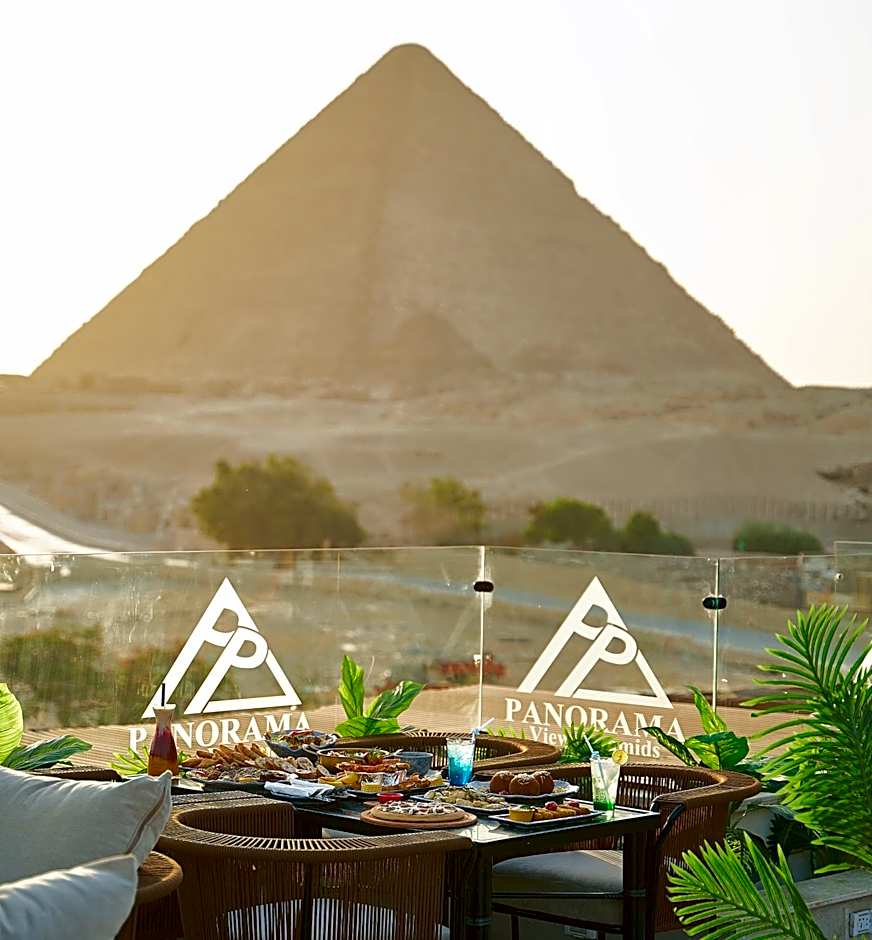 PANORAMA view pyramids